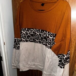 Stylish Women's Colorblock Top - Brown, Black, and Cream can fit oversized 1/2XL